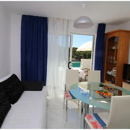 Apartments Elvis Primosten Exterior photo