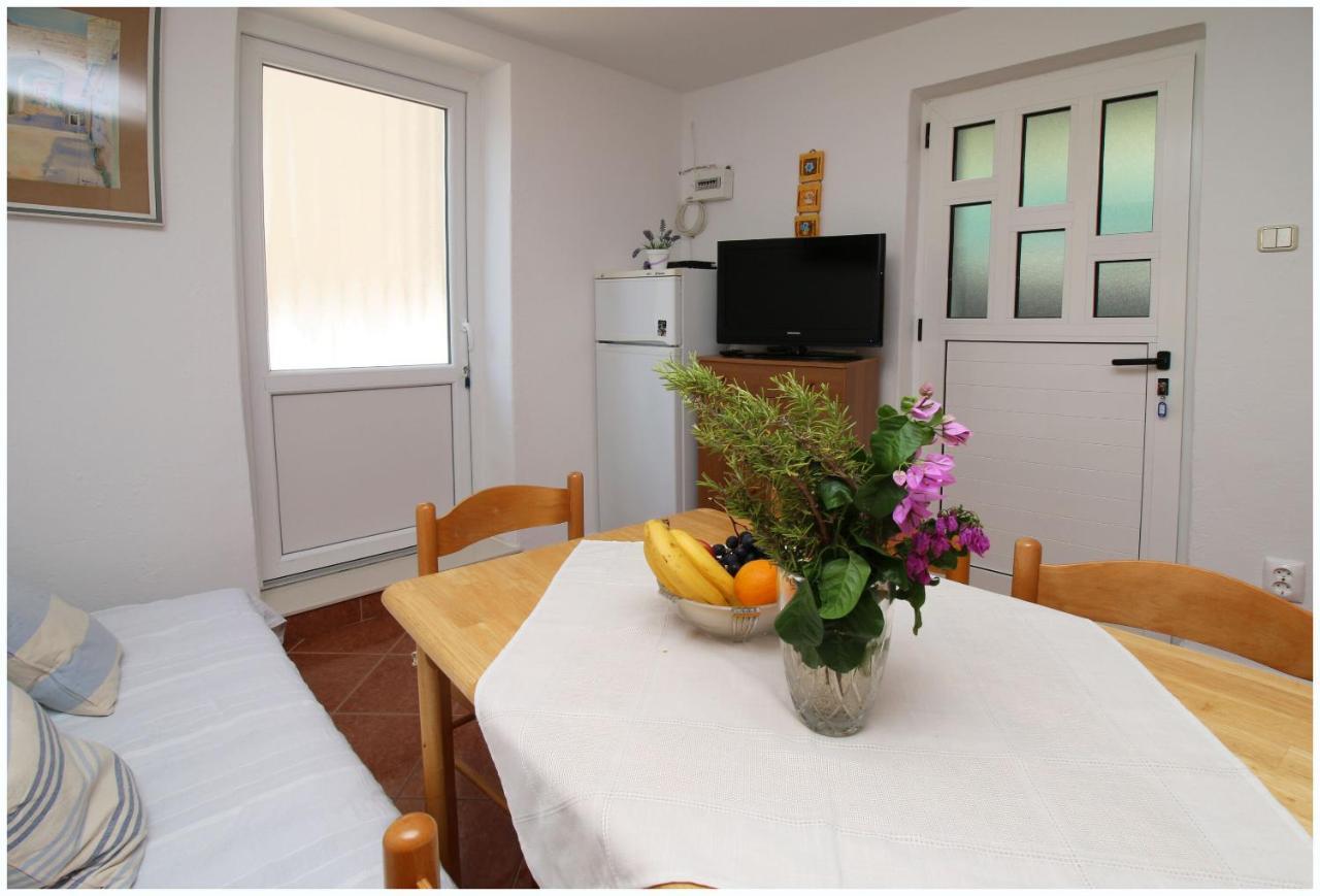 Elvis Apartament *
