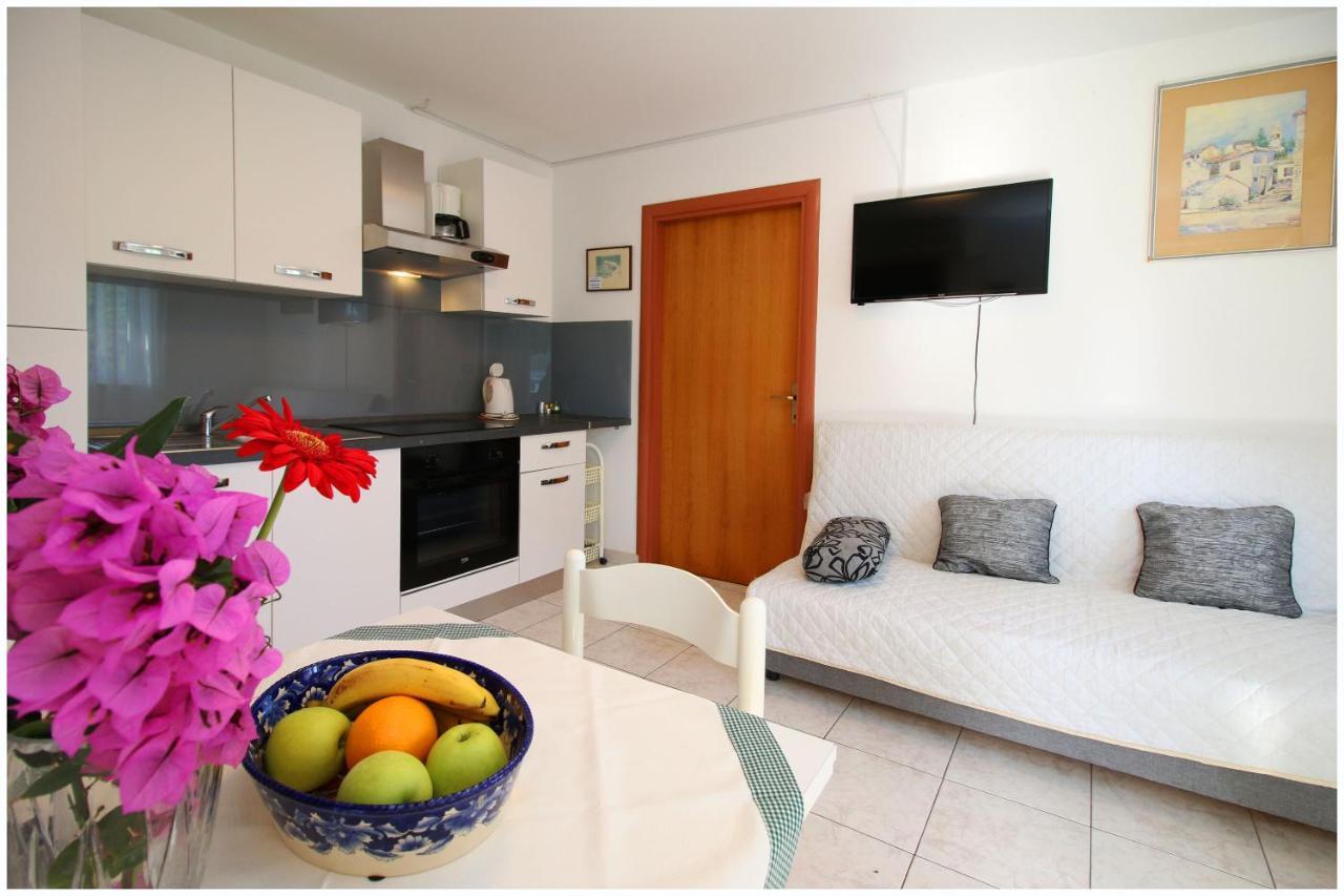 Elvis Apartament