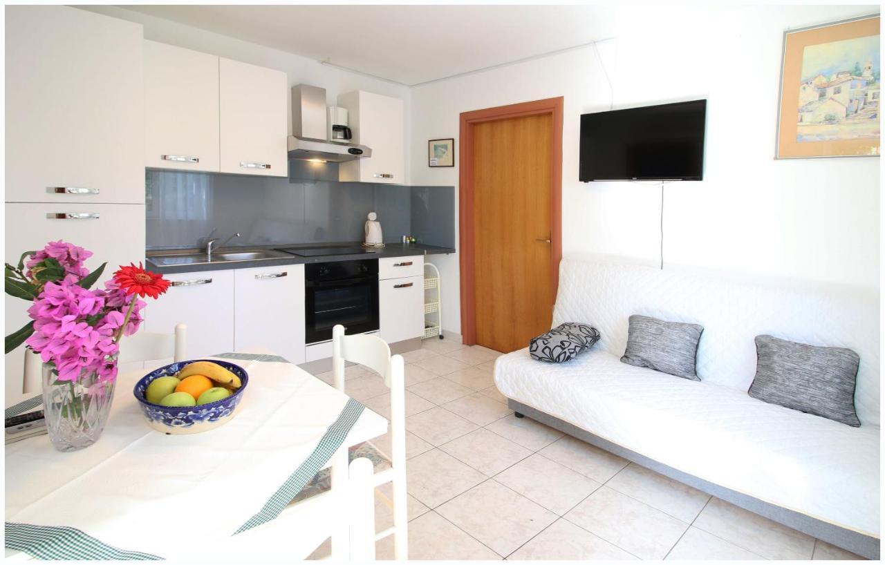 Apartment Elvis Primosten