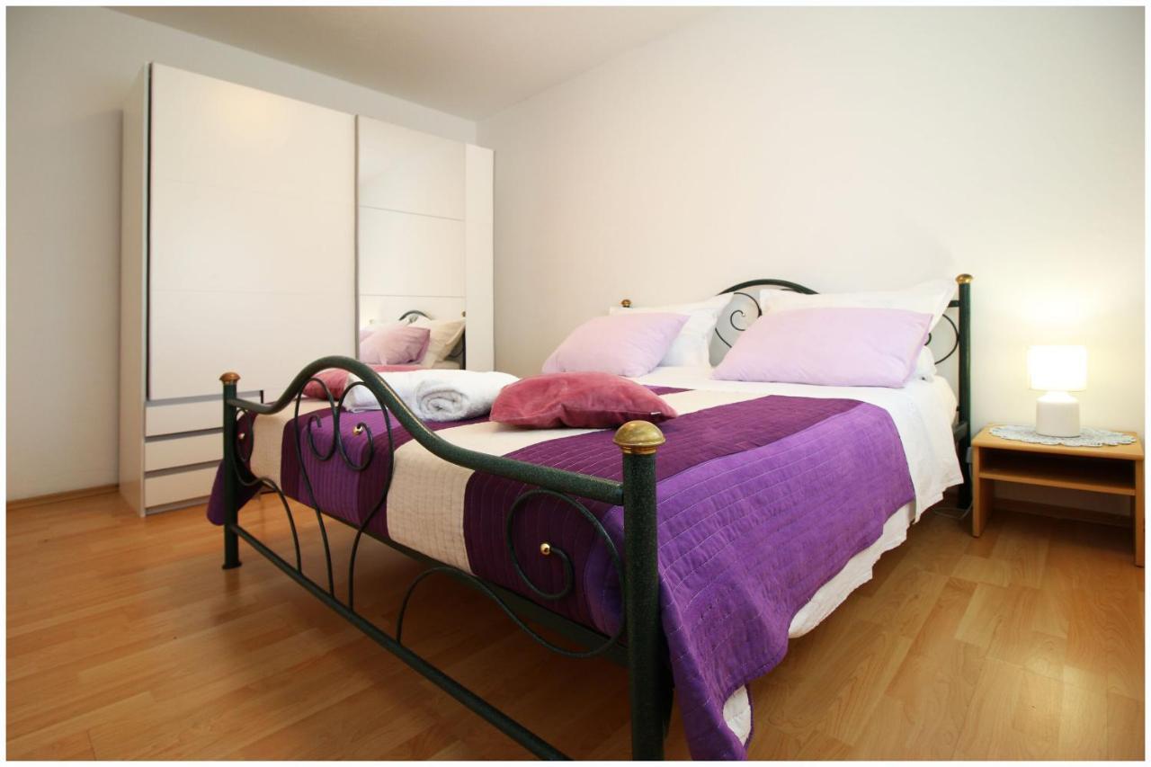Elvis Apartament Primošten